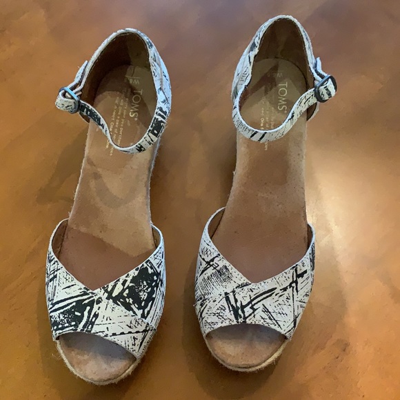 Tom’s EUC 8.5 Wedges - Picture 2 of 9